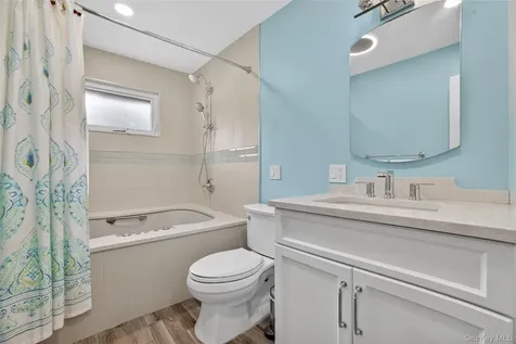 3 Leir Court White Plains NY 10605