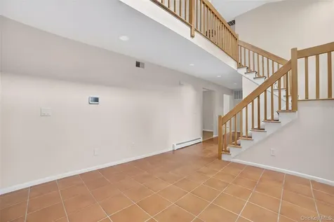 3 Leir Court White Plains NY 10605