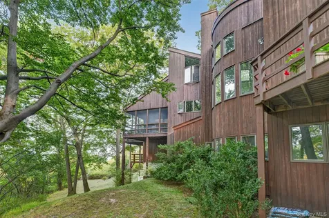 10 Abbott Lane Cornwall On Hudson NY 12520