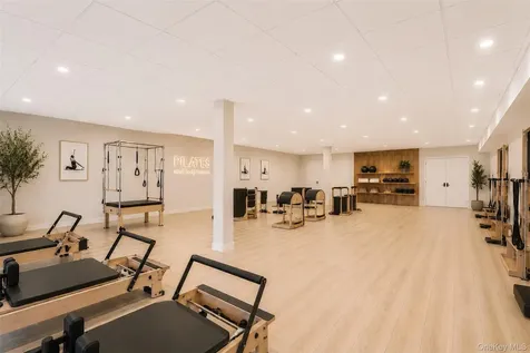 343 Mamaroneck Avenue Mamaroneck NY 10543