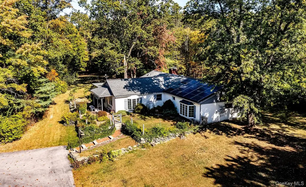 53 Tyrrel Road Pleasant Valley NY 12569