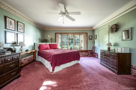 53 Tyrrel Road Pleasant Valley NY 12569