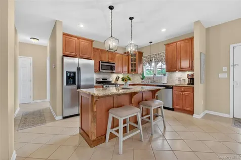 42 Plum Court Drive Poughquag NY 12570