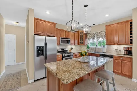 42 Plum Court Drive Poughquag NY 12570