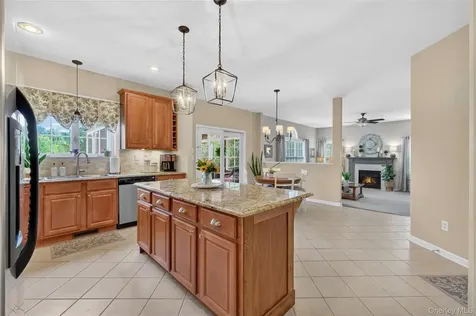 42 Plum Court Drive Poughquag NY 12570