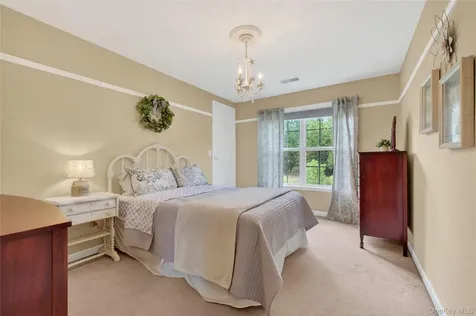 42 Plum Court Drive Poughquag NY 12570