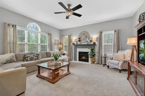 42 Plum Court Drive Poughquag NY 12570