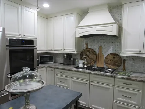 107 Pine Hill Road Chester NY 10918