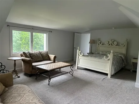107 Pine Hill Road Chester NY 10918