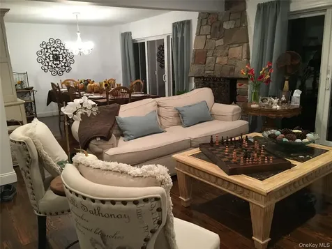 107 Pine Hill Road Chester NY 10918