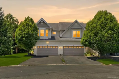 29 Avoncroft Lane Middletown NY 10940