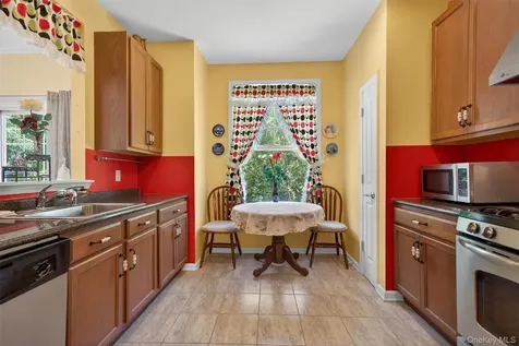 29 Avoncroft Lane Middletown NY 10940