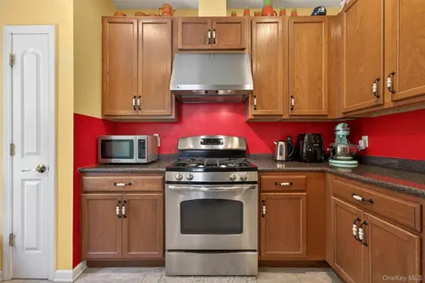 29 Avoncroft Lane Middletown NY 10940