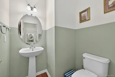 29 Avoncroft Lane Middletown NY 10940