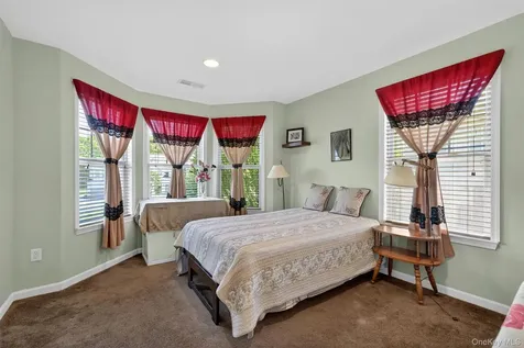 29 Avoncroft Lane Middletown NY 10940