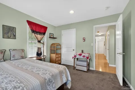 29 Avoncroft Lane Middletown NY 10940