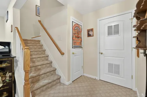29 Avoncroft Lane Middletown NY 10940