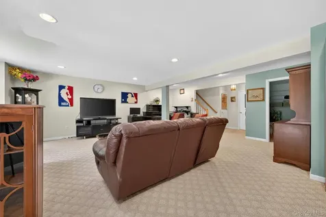 29 Avoncroft Lane Middletown NY 10940