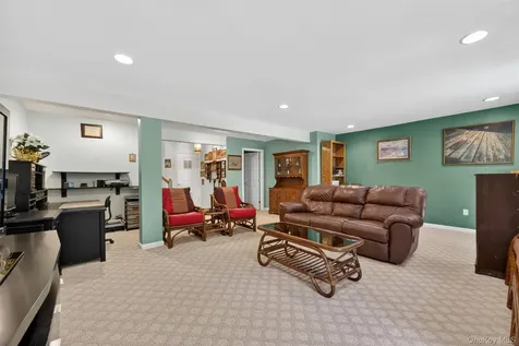29 Avoncroft Lane Middletown NY 10940
