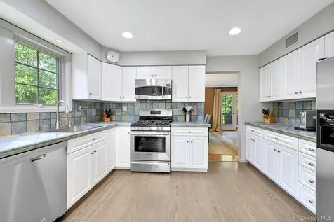5 Mill Court Ardsley NY 10502