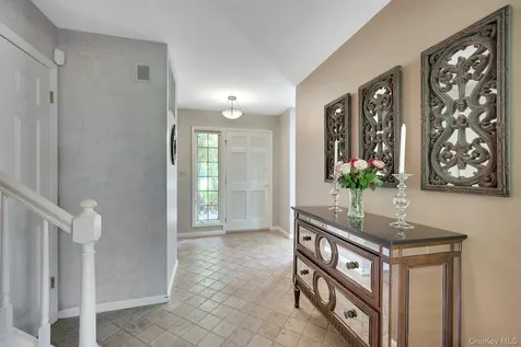 5 Mill Court Ardsley NY 10502