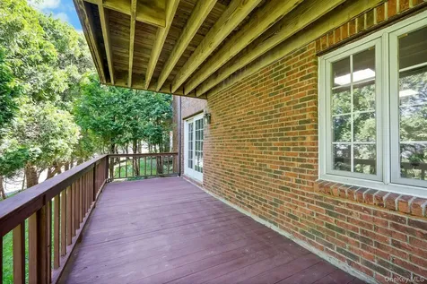 5 Mill Court Ardsley NY 10502