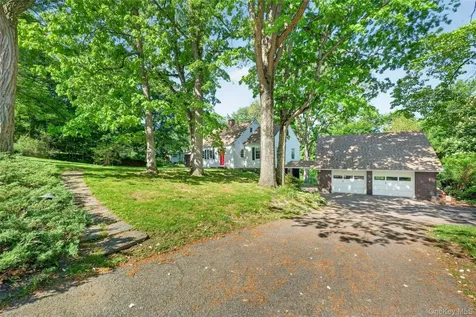 2 Merry Hill Road Poughkeepsie NY 12603