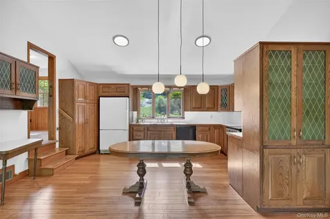 2 Merry Hill Road Poughkeepsie NY 12603