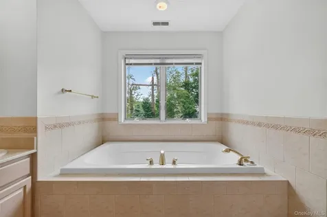 12 Loosestrife Drive Hopewell Junction NY 12533