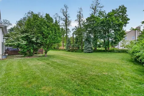 12 Loosestrife Drive Hopewell Junction NY 12533