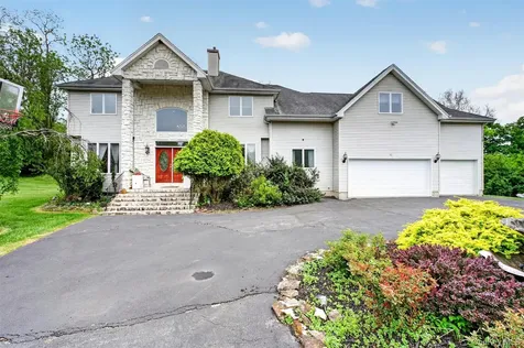 12 Loosestrife Drive Hopewell Junction NY 12533
