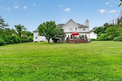 12 Loosestrife Drive Hopewell Junction NY 12533