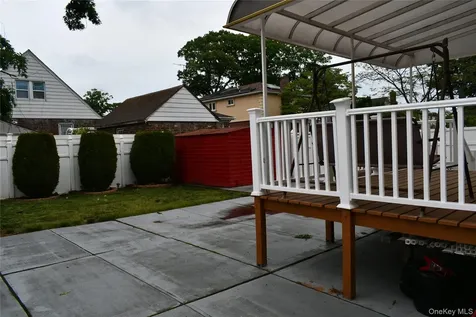 223-15 109th Avenue Queens Village NY 11429