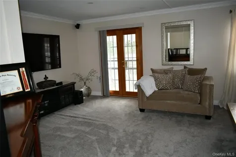 223-15 109th Avenue Queens Village NY 11429