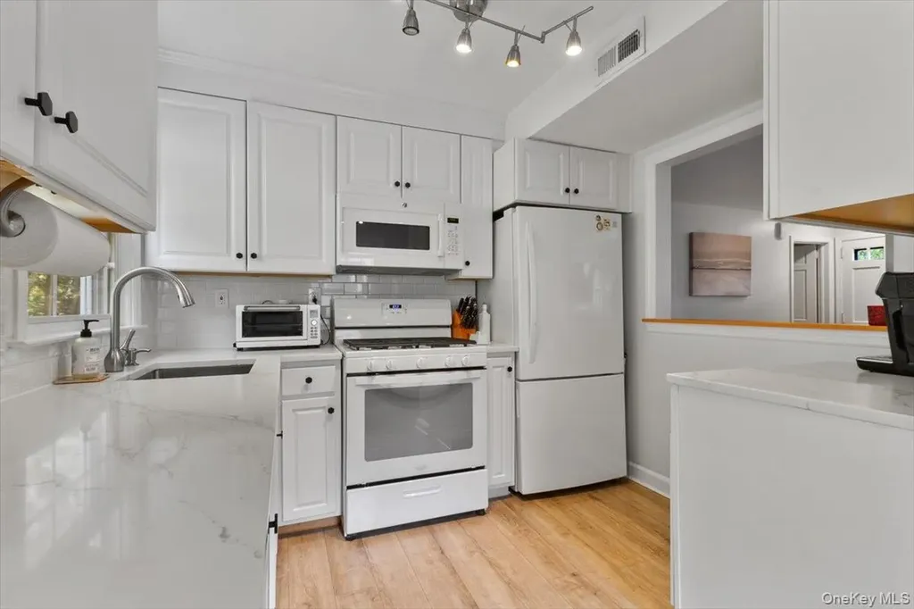 150 Parkview Place Mount Kisco NY 10549
