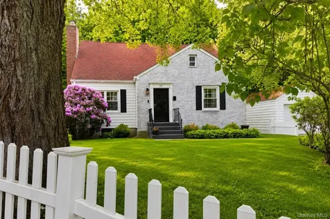 150 Parkview Place Mount Kisco NY 10549