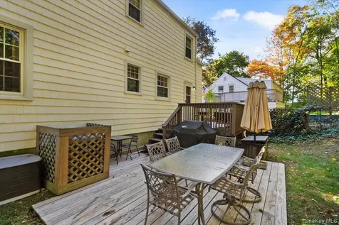 150 Parkview Place Mount Kisco NY 10549