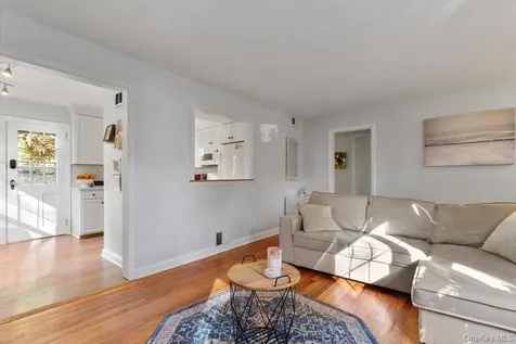 150 Parkview Place Mount Kisco NY 10549