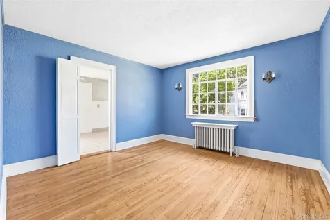 174 Fairview Avenue Port Chester NY 10573