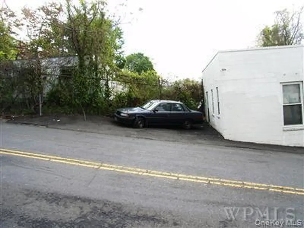 439 Nepperhan Avenue Yonkers NY 10703