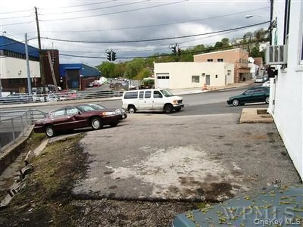 439 Nepperhan Avenue Yonkers NY 10703