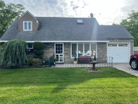 317 Herbert Place Bethpage NY 11714