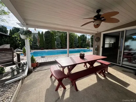 317 Herbert Place Bethpage NY 11714