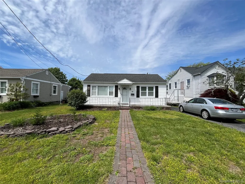 84 Boylan Lane Blue Point NY 11715