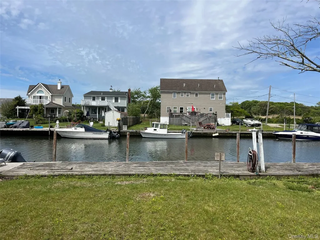 84 Boylan Lane Blue Point NY 11715