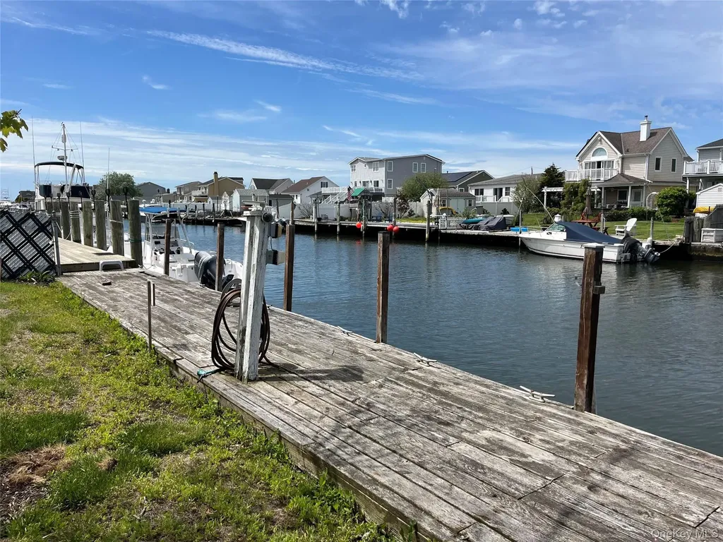 84 Boylan Lane Blue Point NY 11715