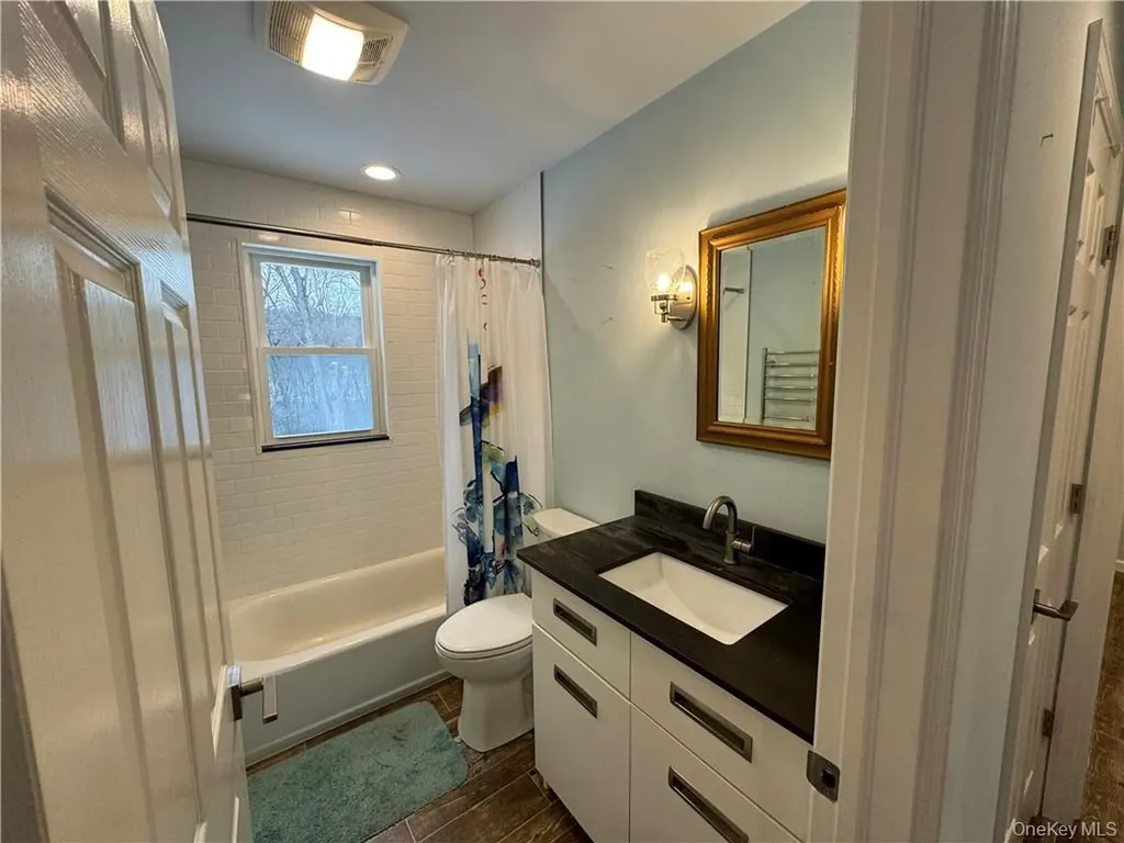 317 Overlook Court Carmel NY 10512