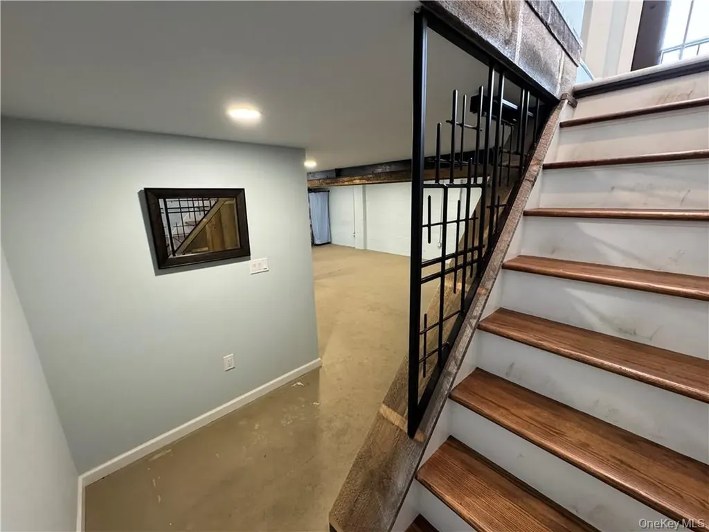 317 Overlook Court Carmel NY 10512