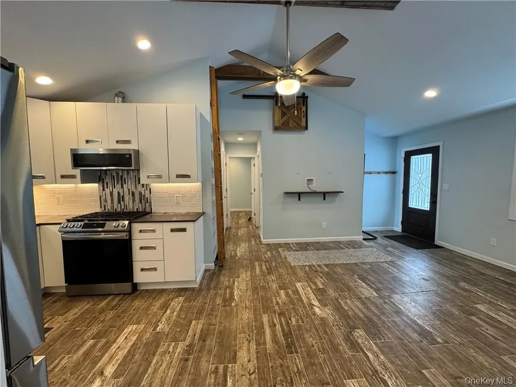 317 Overlook Court Carmel NY 10512