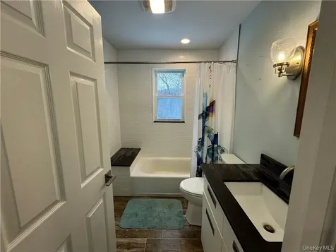 317 Overlook Court Carmel NY 10512